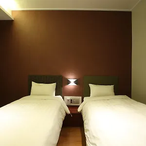 https://k-pop-residence-myeongdong-1.hotels-seoul.net