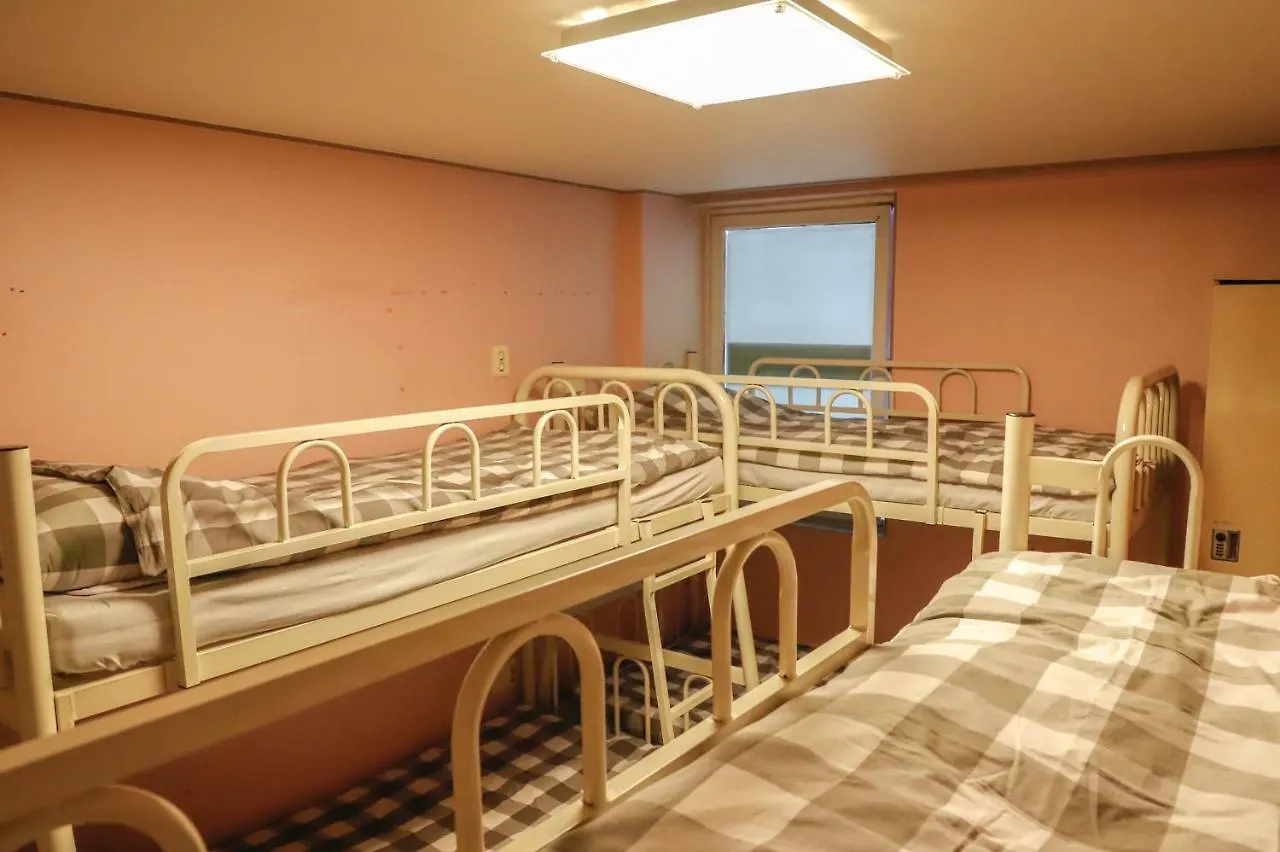 Guest house Busan Sukbak Dot Com Guesthouse
